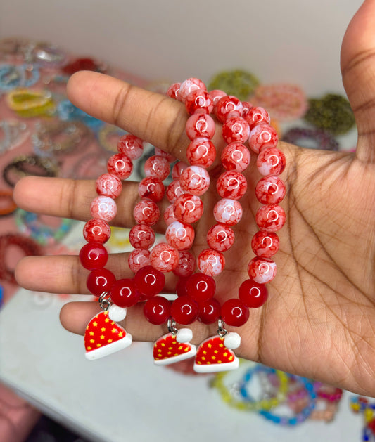 Santa Hat Beaded Bracelet (1 pc)