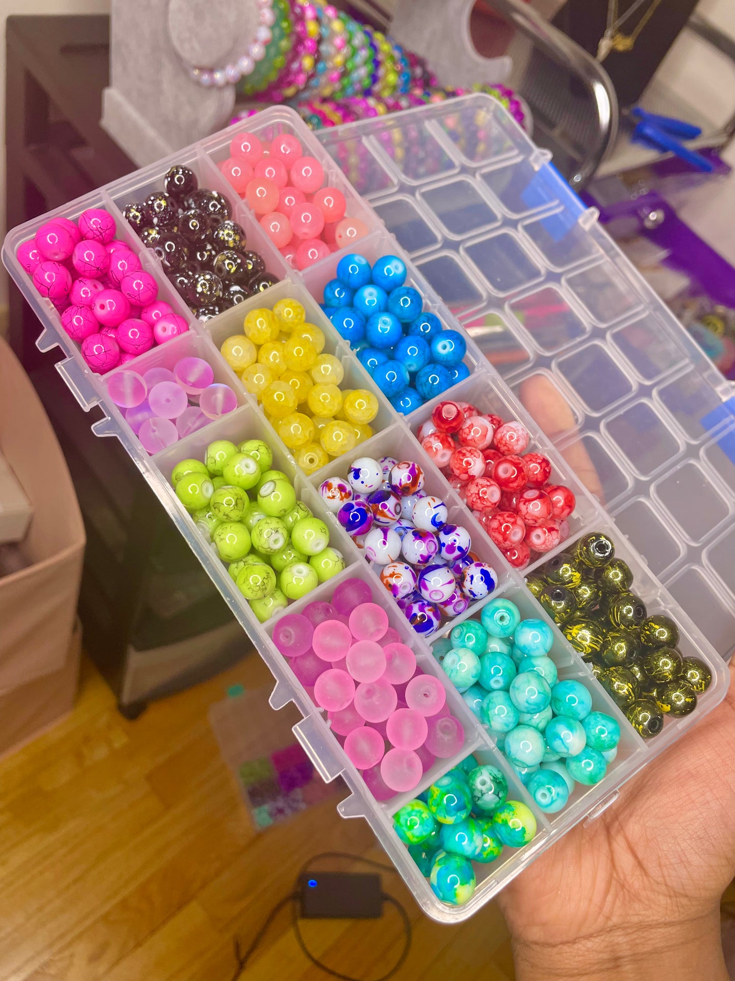 Wholesale Bead Box 272 w/ String